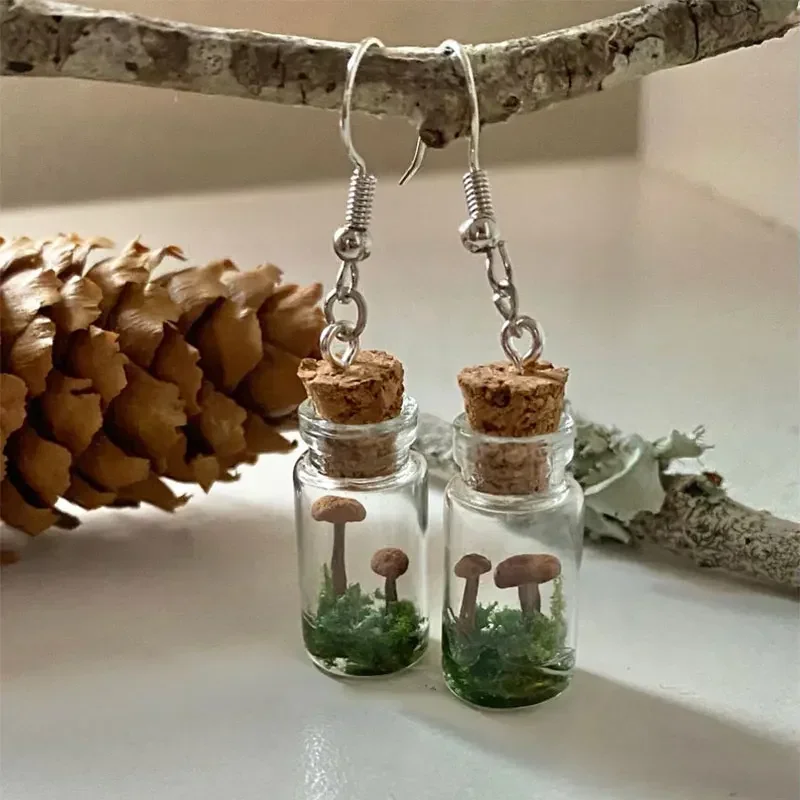 キノコ型イヤリングジャー/ボトルマッシュルームガラスコンテナ - Preserved Moss Sheet のレビューと価格