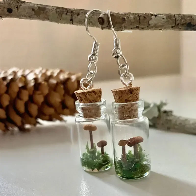 キノコ型イヤリングジャー/ボトルマッシュルームガラスコンテナ - Preserved Moss Sheet のレビューと価格