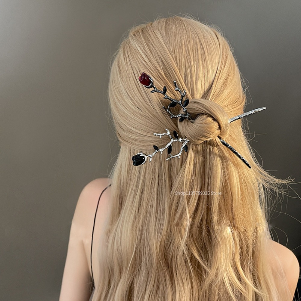 ヴィンテージメタル製赤いバラの花のヘアピン、女性用エレガント - Supply Florist のレビューと価格